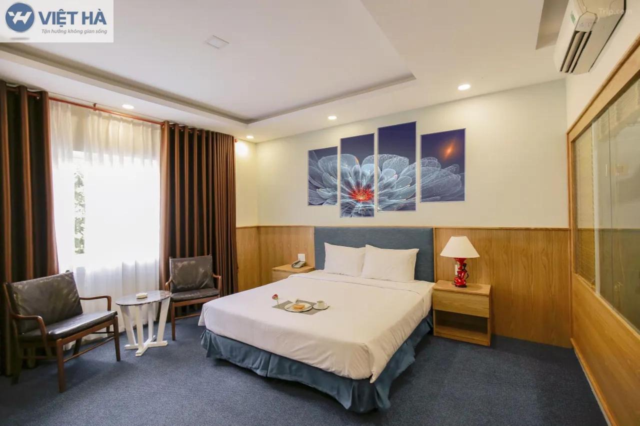 Viet Ha Hotel Ho Chi Minh City Exterior photo