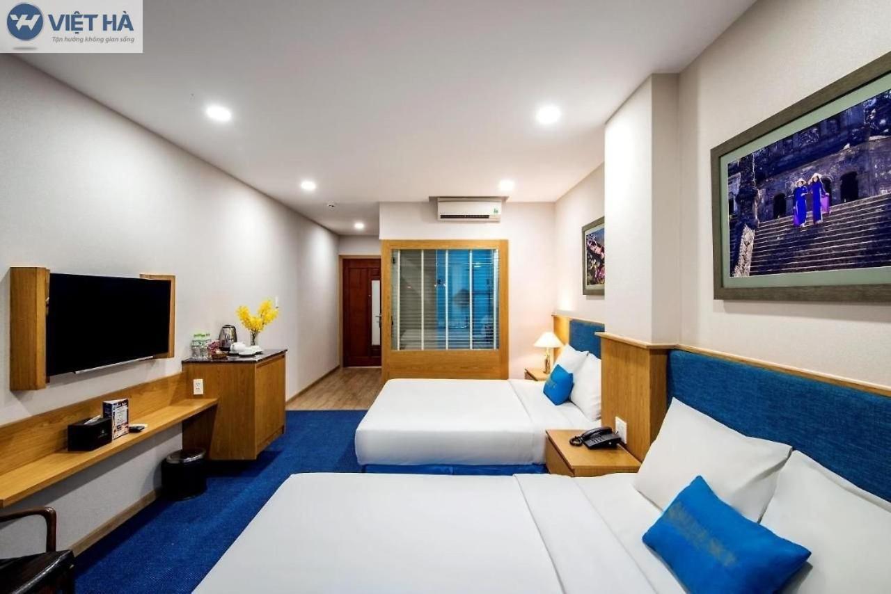 Viet Ha Hotel Ho Chi Minh City Exterior photo